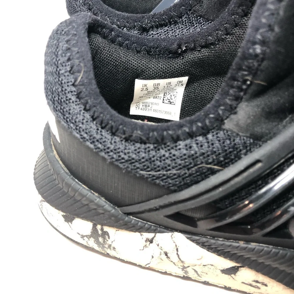 Puma stylish sneakers